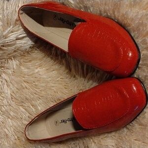 Xtra Flex Red Crocodile Slip On Dress Career  NWT Size 7W